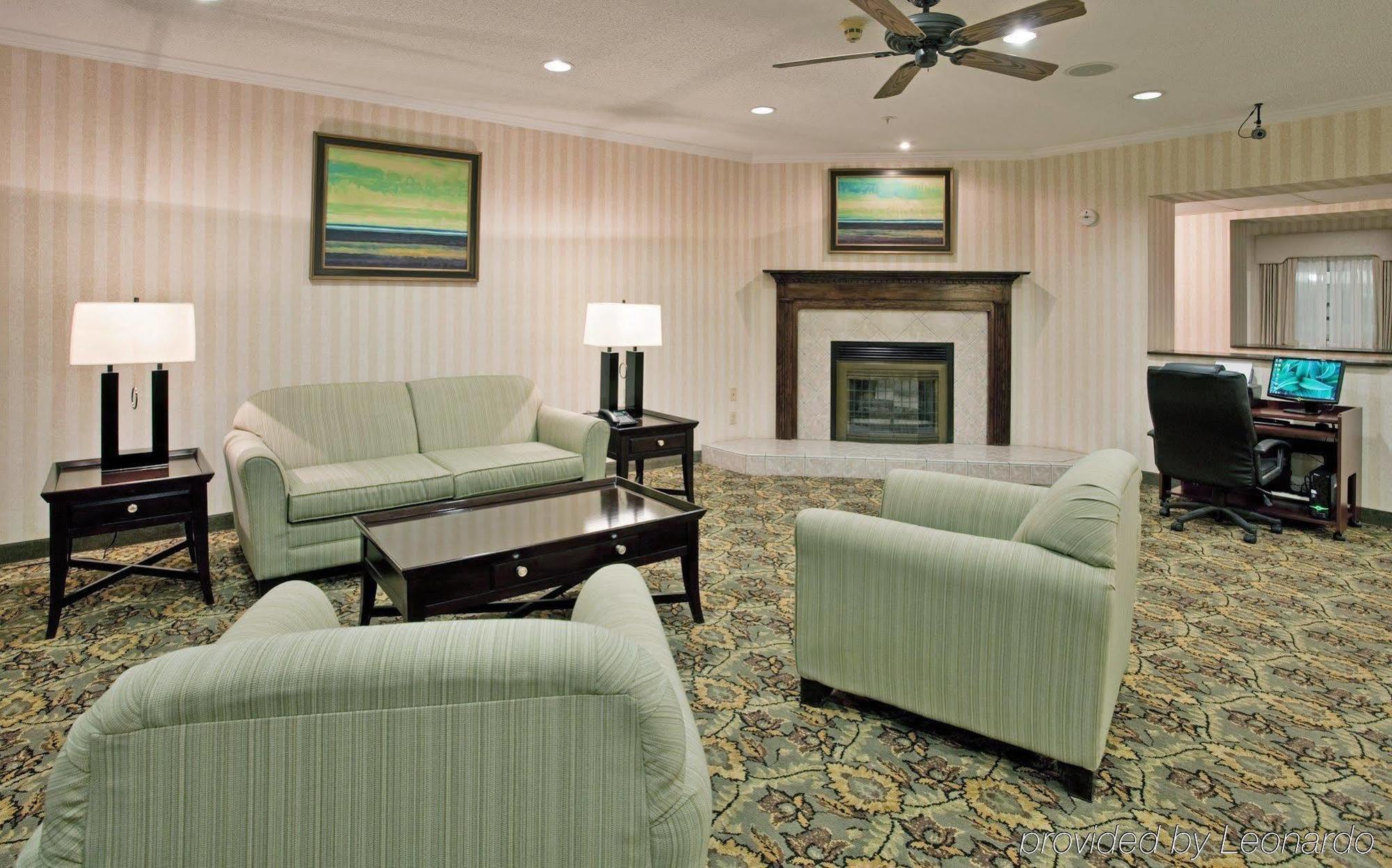 Baymont By Wyndham Kirksville University Area Interior photo